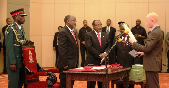 La Tanzanie nomme un ministre albinos, pour faire évoluer les mentalités sur l’albinisme.