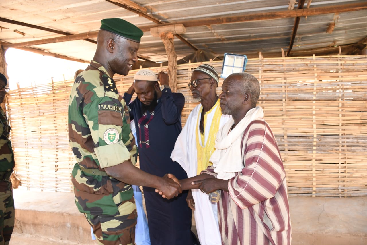 visite de la Zone militaire n°4 : le CEMGA Oumar Wade salue la vigilance des troupes et annonce un renforcement sécuritaire
