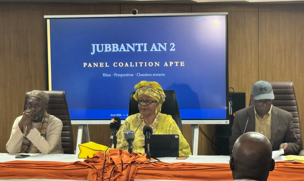 Aïda Mbodj érige la coalition APTE en bouclier d’Ousmane Sonko: « Pourquoi il faut protéger l’homme qui a osé faire ce que beaucoup n’osent pas… »