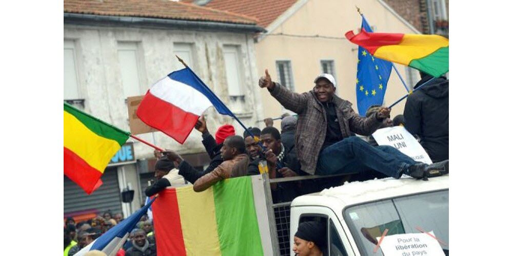 Paris recommande à ses ressortissants de quitter temporairement le Mali "dès que possible" (affaires étrangères)