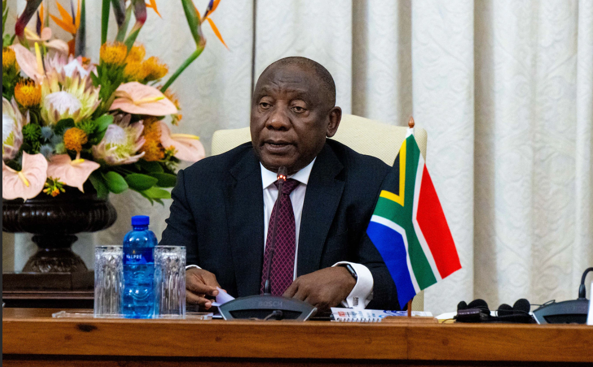 Des buffles vendus à 580.000 dollars? Le président sud-africain menacé par une polémique