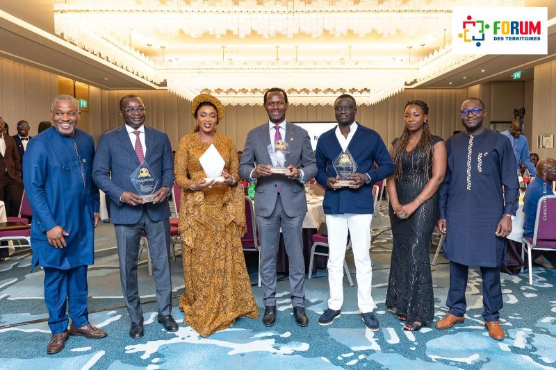 Forum des Territoires de Bruxelles : Le maire Alioune Sarr reçoit le "trophée de la vision politique et du développement urbain."