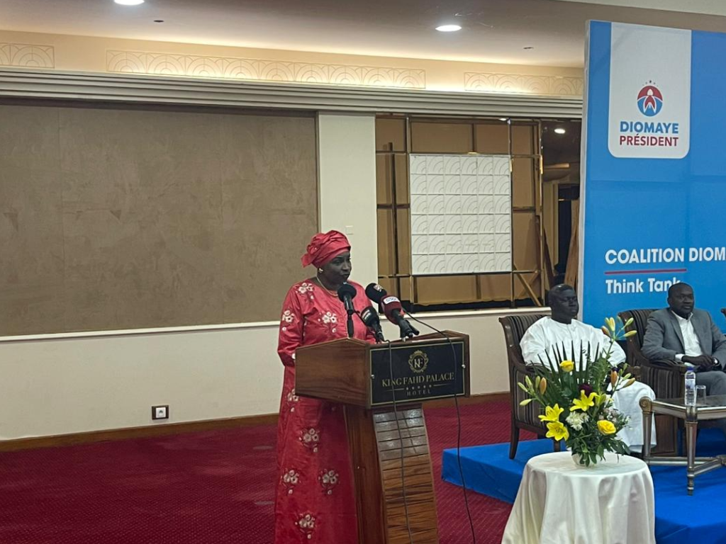 Réformes constitutionnelles : Aminata Touré revendique la paternité des projets de loi issus du dialogue national