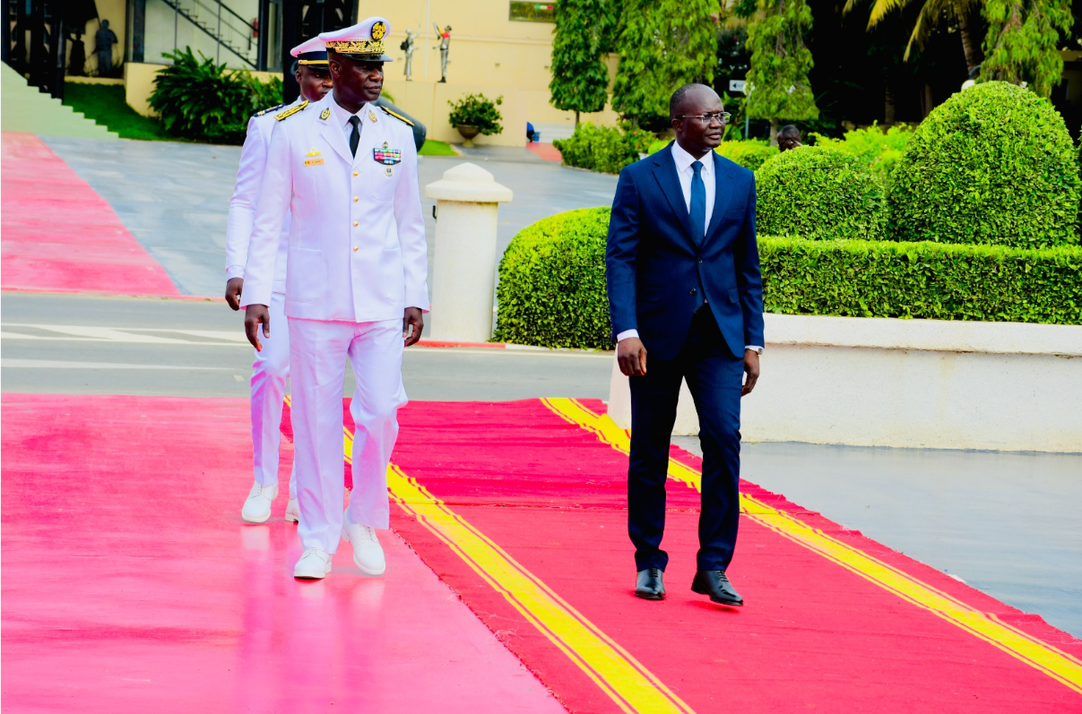 Armée Sénégalaise : Le ministre Yankhoba Diémé salue une « Force exemplaire » et promet un soutien sans faille aux militaires