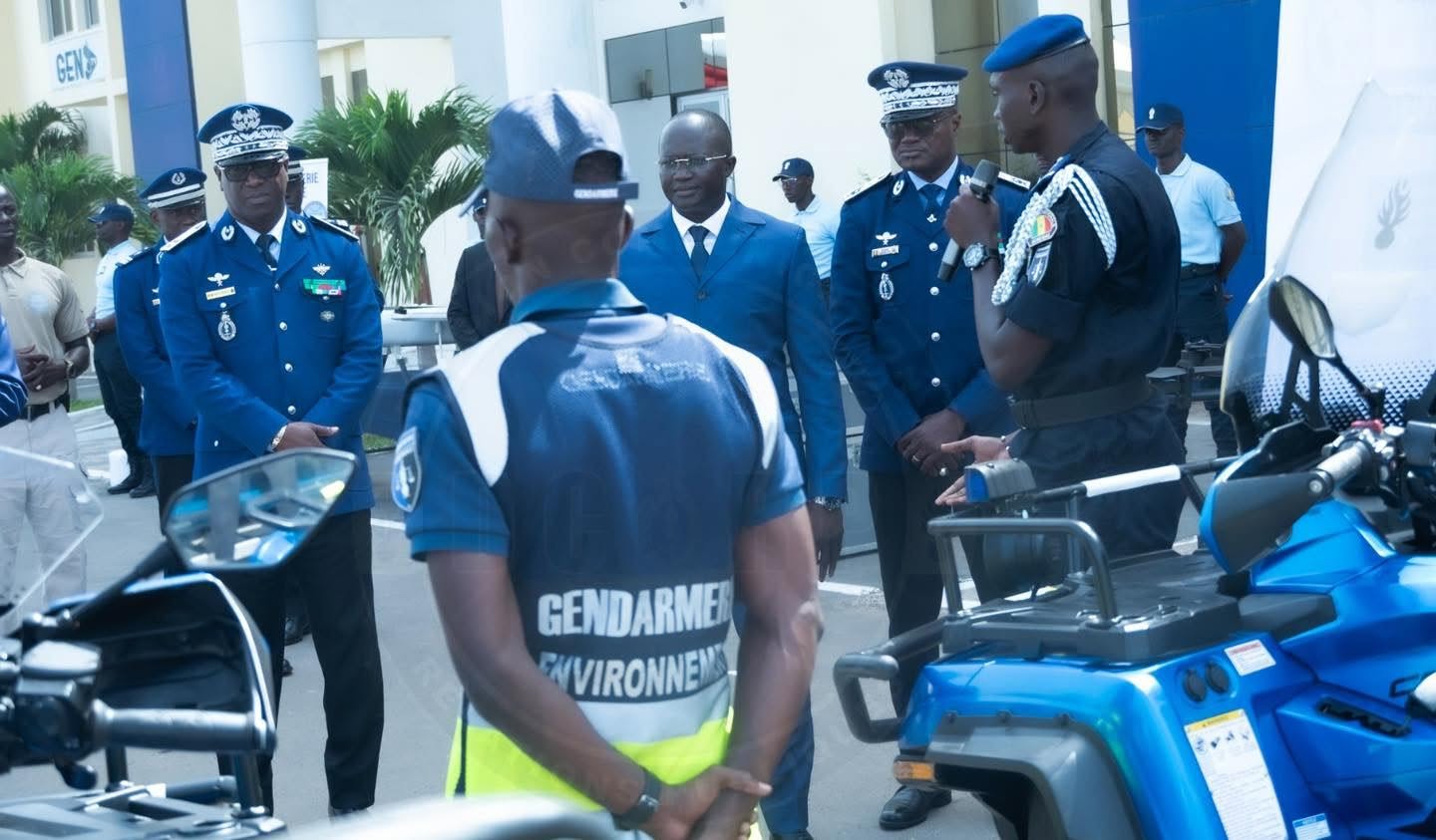 Gendarmerie nationale : le ministre des Forces armées Yankoba Diémé en visite au Haut-commandement