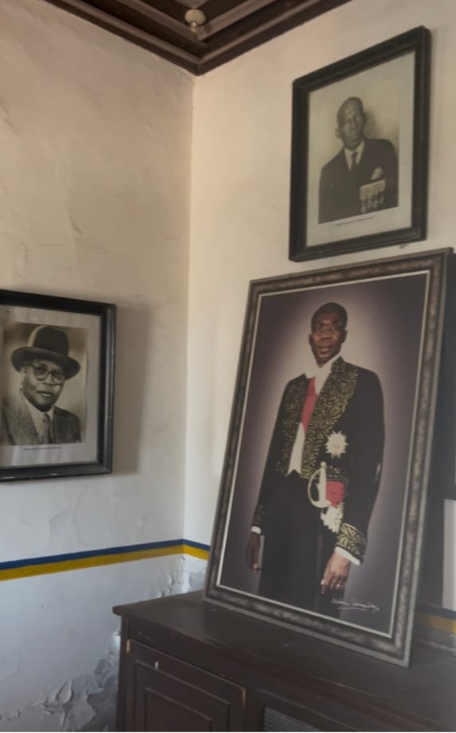 [ Images] Mbind Diogoye : la maison qui aurait inspiré le lion et l’étoile du Sénégal en quête de sauvegarde