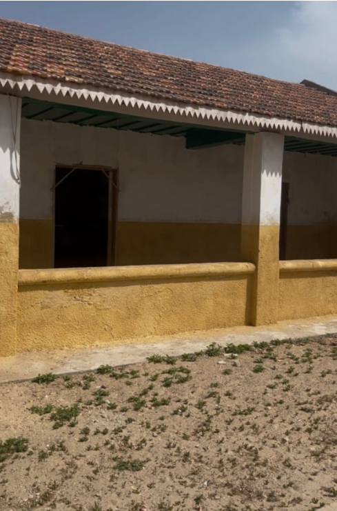 [ Images] Mbind Diogoye : la maison qui aurait inspiré le lion et l’étoile du Sénégal en quête de sauvegarde