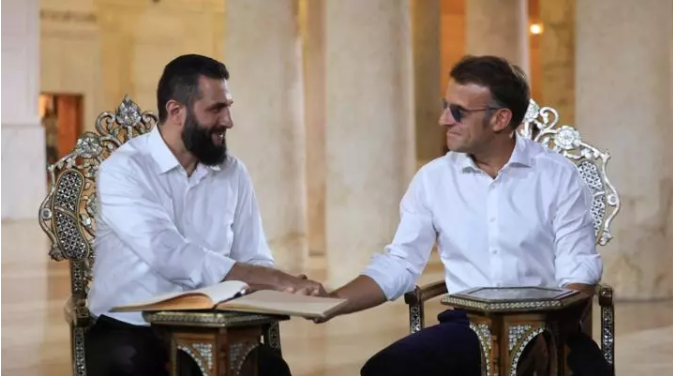 Emmanuel Macron en visite à Damas pour renforcer les liens économiques entre la France et la Syrie