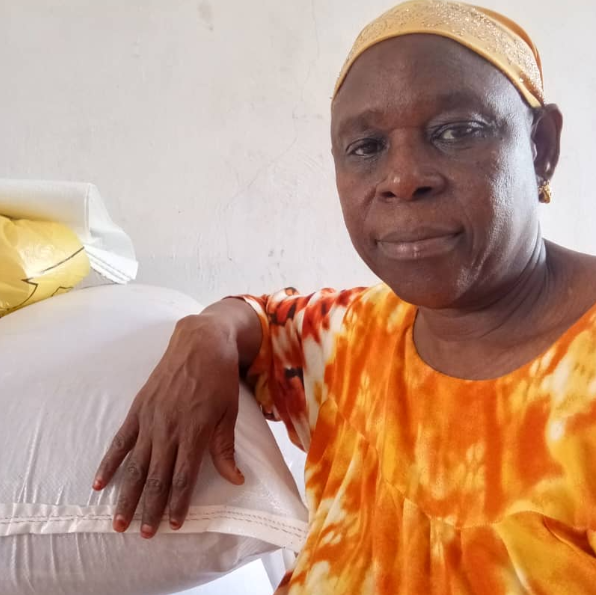 Distribution des semences à Koki : « J'ai déjà distribué 100 tonnes d'arachide et 100 tonnes de niébé, j'invite l'État à rembourser rapidement les dettes », plaide Adja Coumba Ndiaye