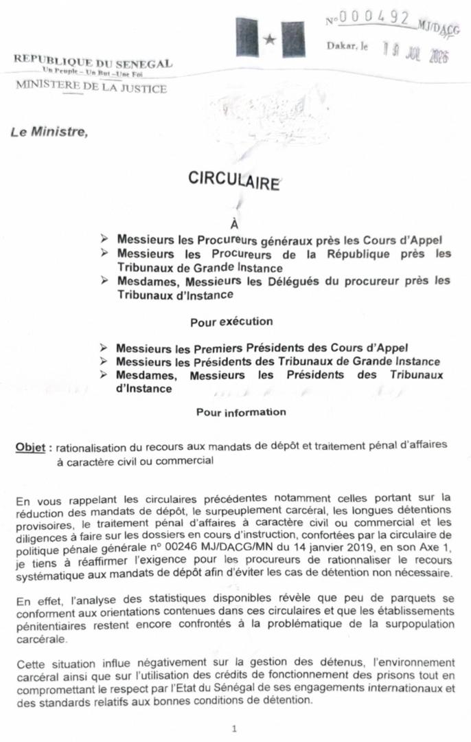 Prisons surpeuplées : Le ministre de la Justice  Me Moussa Sarr demande aux procureurs de limiter les mandats de dépôt et exige un traitement plus rapide des dossiers