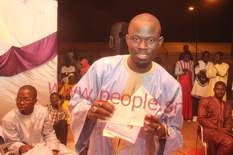 Mohamed Niang "Bou Cheikh Béthio" a présenté ses nouveaux singles au public