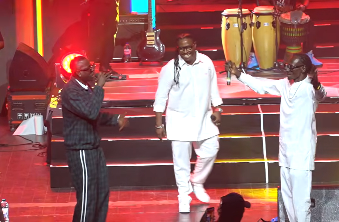 [ Images] 37 ans de Positive Black Soul : Awadi et Duggy Tee font vibrer le Grand Théâtre