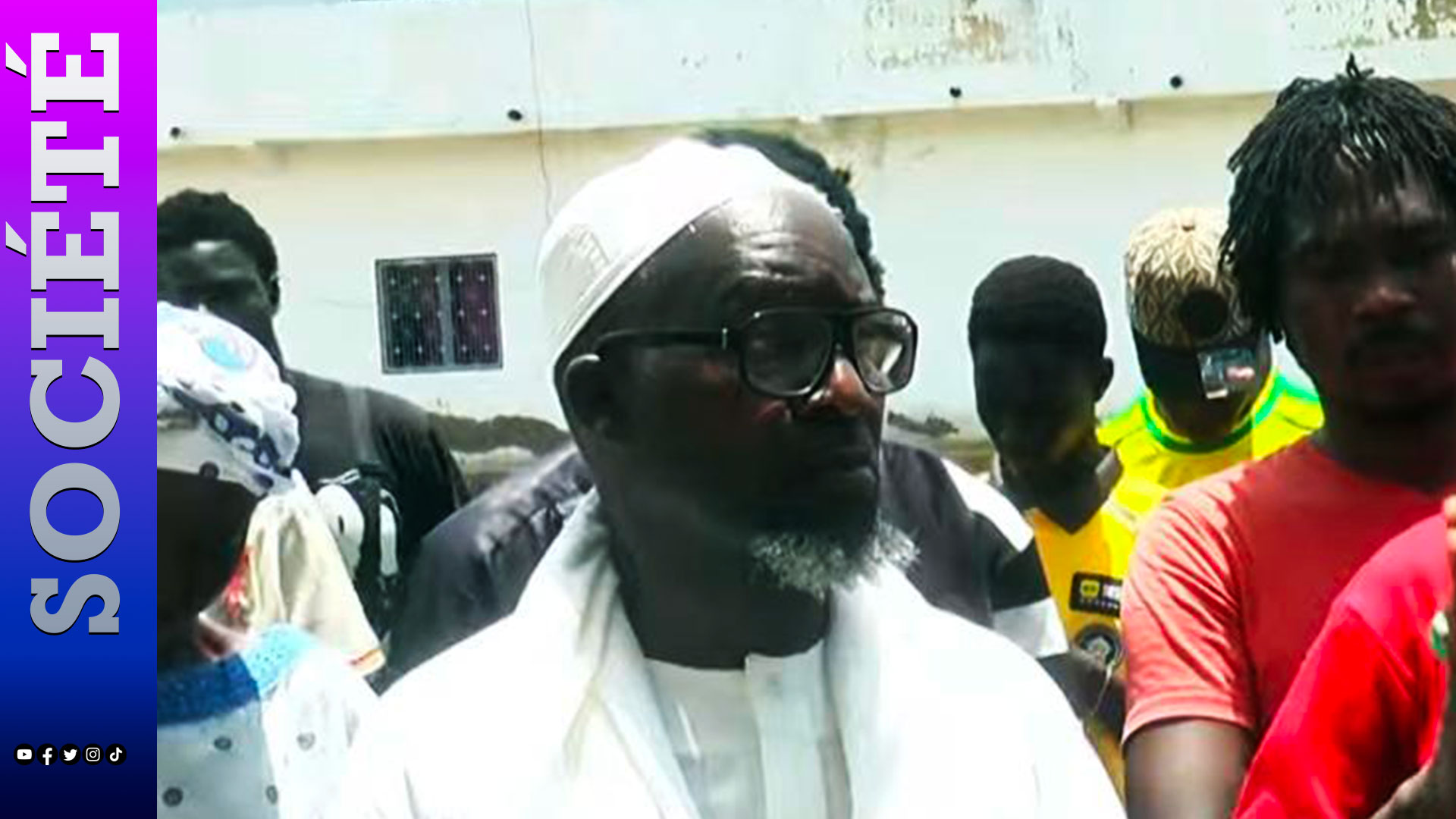 NONDATIONS À TOUBA-SOURAH - L’imam descend dans la rue : « L’eau entre jusque dans la mosquée… Il n’est pas normal, dans une même ville, que certains vivent l’Eldorado et les autres la misère »