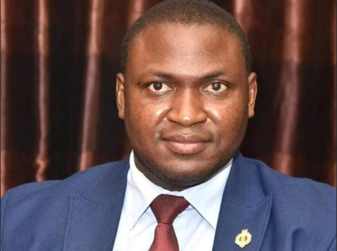 Retour de Ziguinchor : Toussaint Manga impliqué dans un  accident avec le convoi de Ousmane Sonko