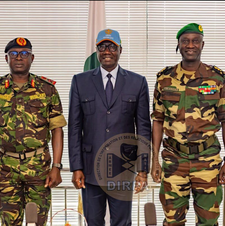 CEDEAO : le vice-amiral d’escadre Oumar Wade prend la tête du Comité des chefs d’état-major de la Défense