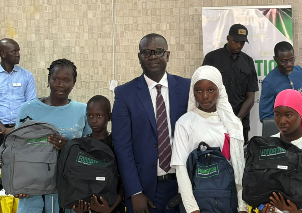 Le Port autonome de Dakar distribue 3 500 kits scolaires et octroie 10 bourses de formation à Poponguine-Ndayane