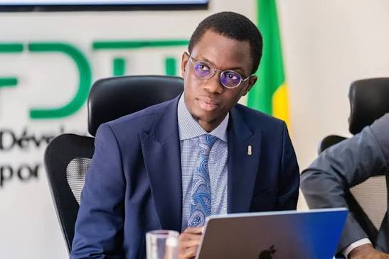Bara Sow, Directeur général du FDTT et membre de Pastef,  annonce son retrait définitif de la vie politique