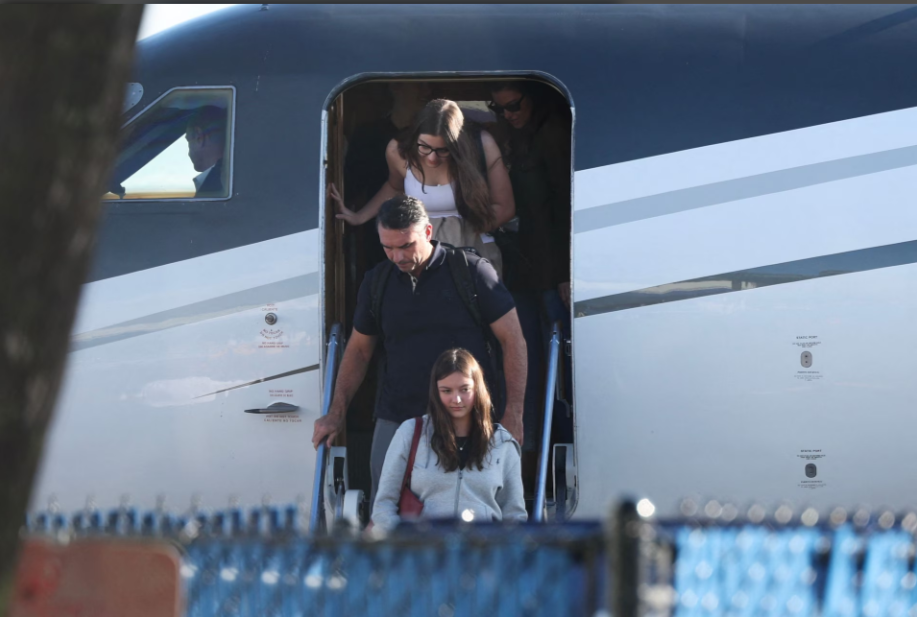 L’avion de Bolsonaro a atterri à Miami