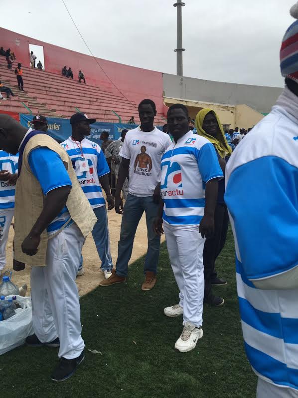 Les premières images  de Baye Mandione au stade