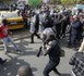 Dernière minute: Les yenamarristes tentent de forcer un cordon policier à côté de Thiong