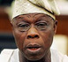 Le Président Obasanjo arrive finalement à 18 heures