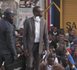 Youssou Ndour blessé au pied par une grenade lacrymogène à la manifestation
