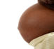 Une dame enceinte de 8 mois escalade un mur de 3 mètres