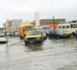 La pluie crée des embouteillages à Dakar