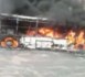 Un bus calciné par les Thiantacounes (VIDEO)