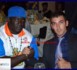 Le lutteur Baye Mandione avec son manager américain au "Gala des lutteurs"