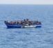 Italie: une trentaine de cadavres sur un bateau secouru par la marine