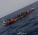 Lutte contre l’immigration irrégulière : 140 migrants, à bord d'une pirogue tombée en panne, secourus par la marine