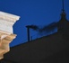 Fumée noire au Vatican, pas de pape après le premier jour du conclave