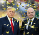 Donald Trump vient à la rescousse de Gianni Infantino: “Il est formidable”
