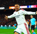 Foot: le Real remporte le Clasico 2-1 grâce à un doublé de Mbappé, 1er revers en Liga pour le Barça