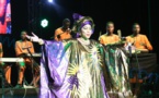  Grand théâtre : Aïda Samb amadouée par les descendants de Samba Diabaré  ( IMAGES )