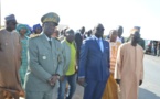 (IMAGES) Baye Ciss offre une brigade à la Douane Sénégalaise et reçoit les félicitations du Président de la République
