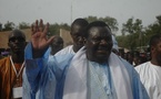 Cheikh Béthio Thioune reçoit Abdoulaye Wade à son retour de La Mecque.