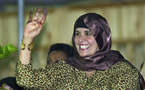 Alger défend sa décision d'accueillir des proches de Kadhafi