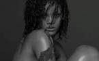 Rihanna topless pour Esquire
