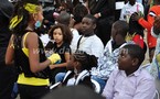 La fille de Viviane en compagnie des enfants de Youssou Ndour.