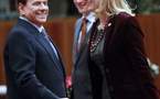 Silvio Berlusconi surpris en train de lorgner son homologue danoise (vidéo)