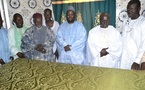 Idrissa Seck se recueille sur la tombe de Serigne Mamoune Niasse.(VIDEO)