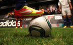 Adidas sort les chaussures de foot compatibles iPhone (vidéo)