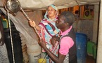 La vidéo girl Nadège au puits de Mame Diarra, à Touba