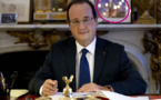 François Hollande explique pourquoi il garde une photo de Valérie Trierweiler dans son bureau