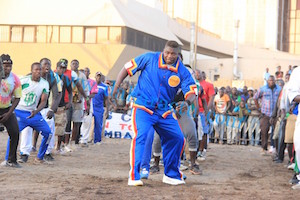 Les images de Tapha Tine durant un entraînement ouvert au public 