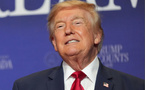 Trump nie une pénurie d’armements américains et vise les médias: “De longues peines de prison seront requises”