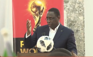 Le trophée de la la Coupe du Monde brandi au Palais par le président Macky Sall
