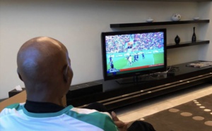 En regardant le march Sénégal/Japon : Le Président Abdoulaye Wade envoie un message aux Lions